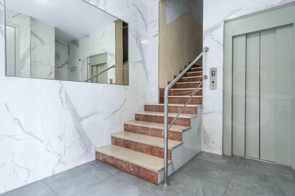 Apartament Spacious 3 Bedroom By Rems